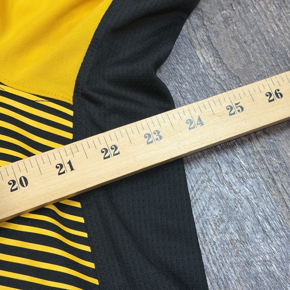 Nike Dri-FIT Iowa Hawkeyes Long Sleeve Shooting Shirt Mens XL Black Yellow NCAA - Picture 11 of 11